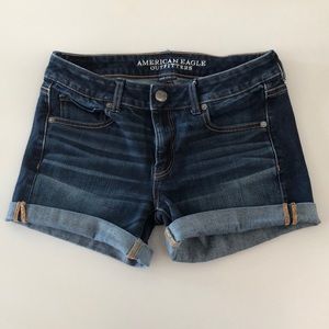 American Eagle size 8 mid rise shorts